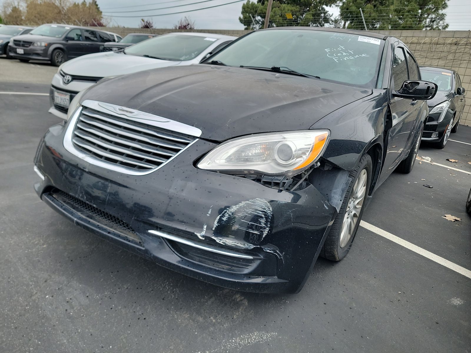 Vehicle Image 1 of 1 for 2014 Chrysler 200