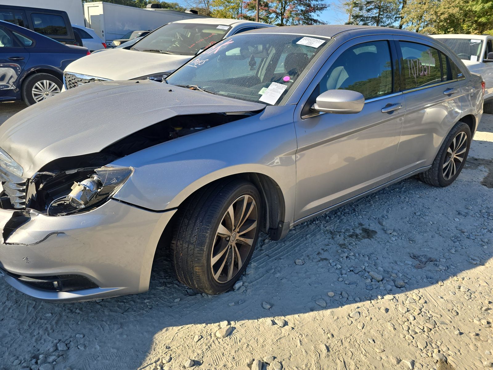 Vehicle Image 1 of 1 for 2014 Chrysler 200