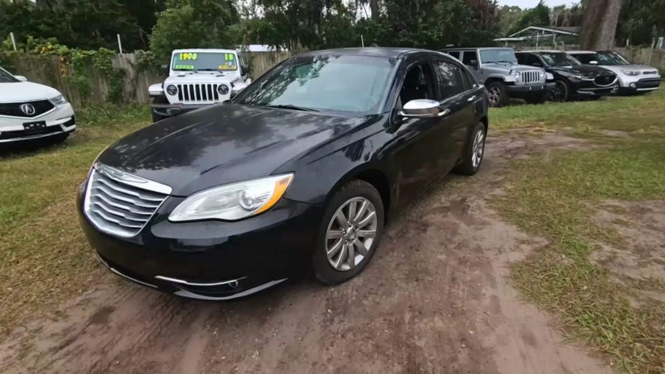 2014 Chrysler 200 - 21