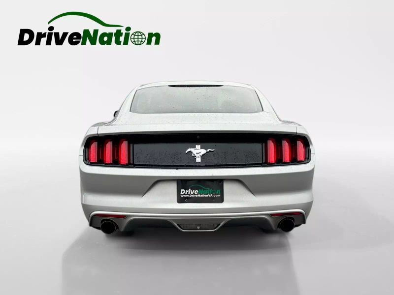 2015 Ford Mustang - 30