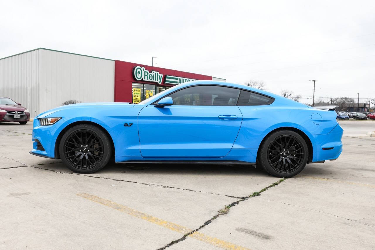 2017 Ford Mustang - 44