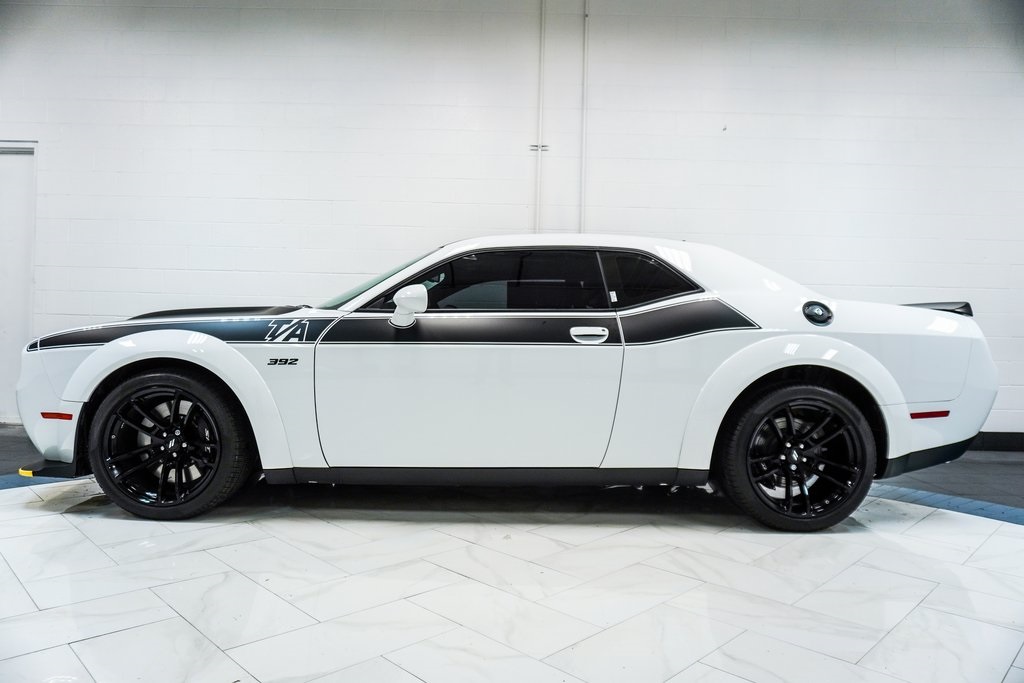 2023 Dodge Challenger - 9