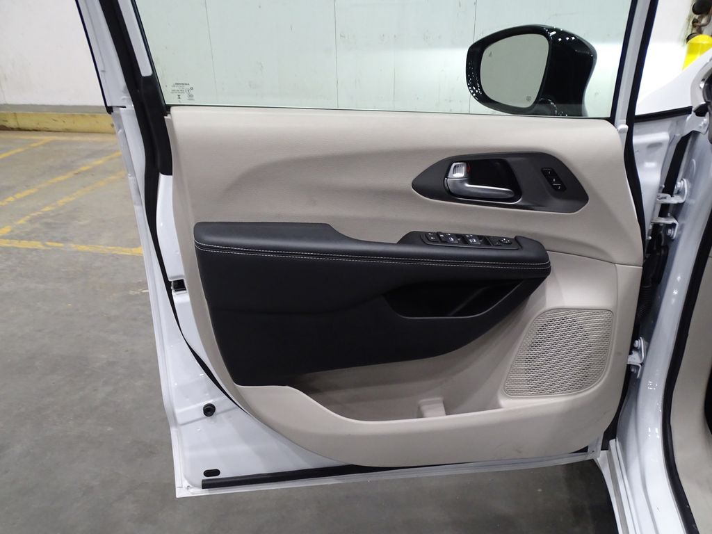 Vehicle Image 47 of 71 for undefined undefined undefined