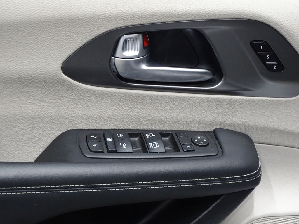 Vehicle Image 48 of 71 for undefined undefined undefined