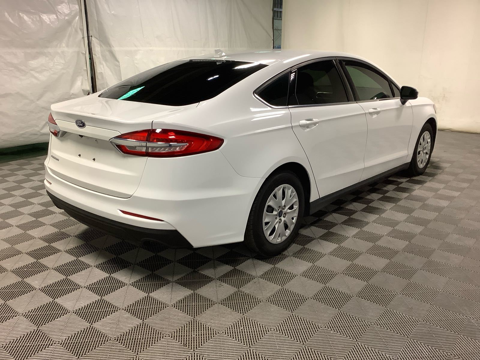 2020 Ford Fusion - 3