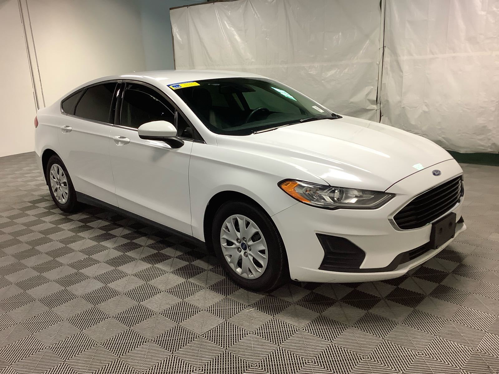 Vehicle Image 4 of 20 for 2020 Ford Fusion