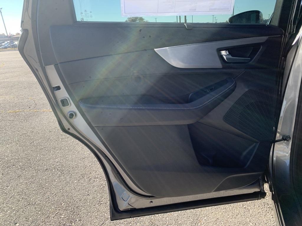 Vehicle Image 54 of 76 for undefined undefined undefined