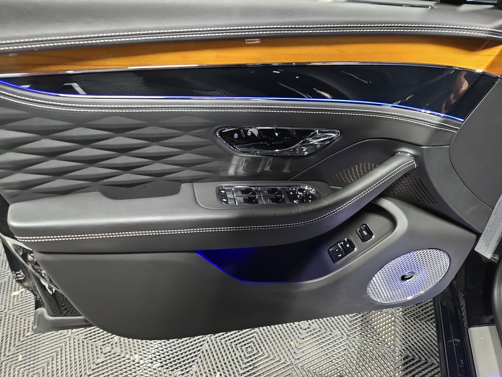2021 Bentley Flying Spur - 53