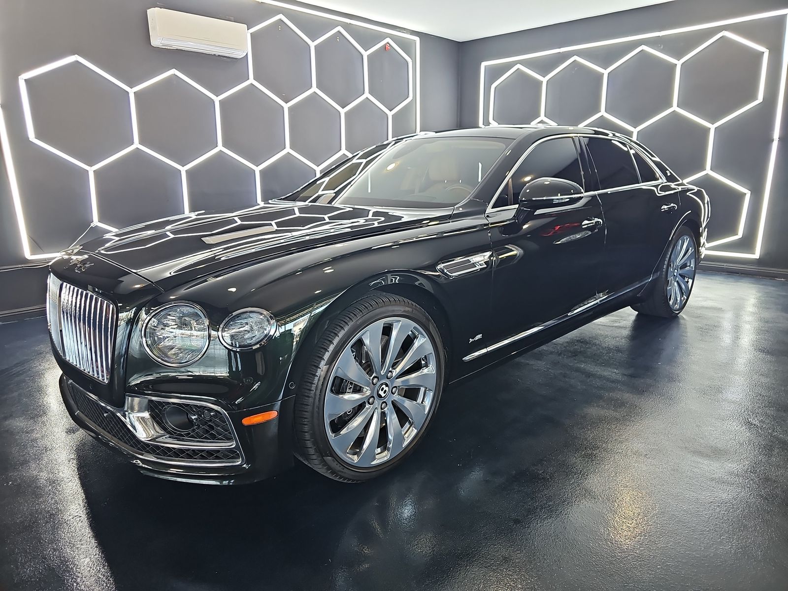 2020 Bentley Flying Spur - 52