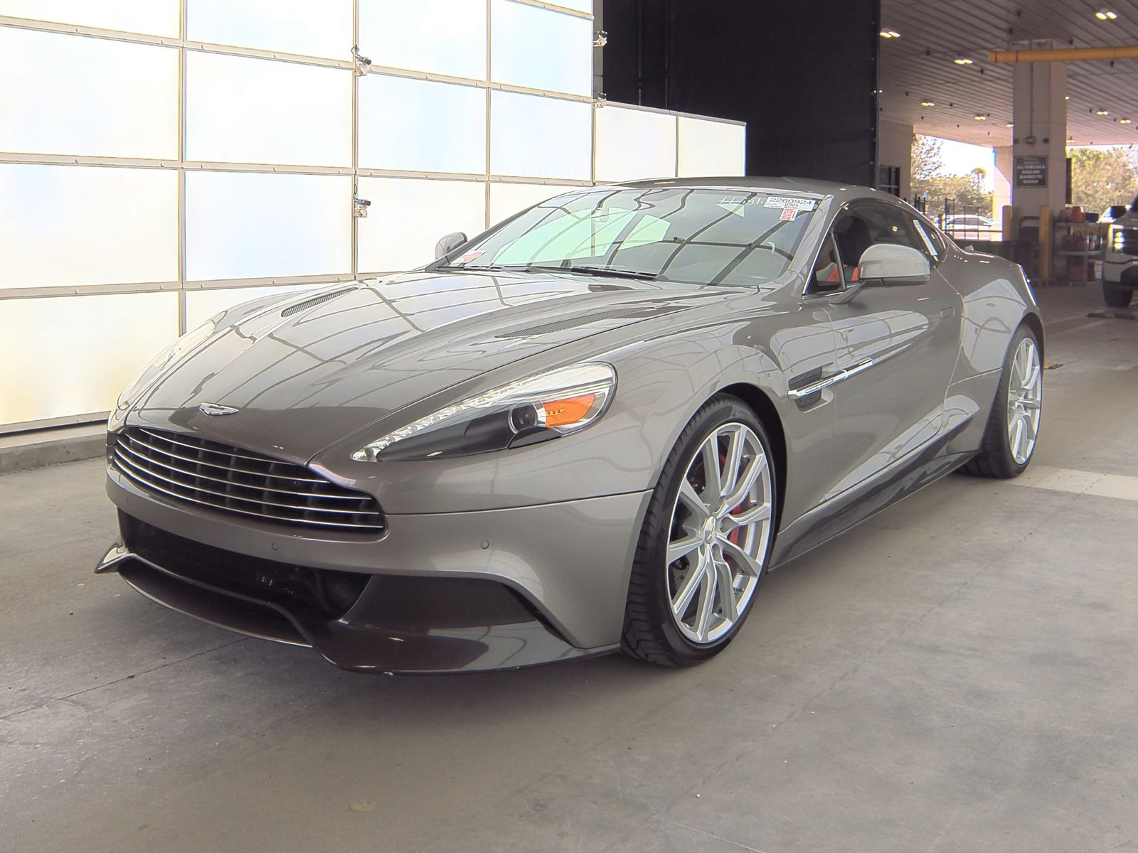 2014 Aston Martin Vanquish - 1