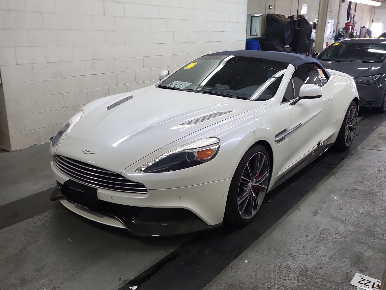 Vehicle Image 1 of 1 for 2015 Aston Martin Vanquish