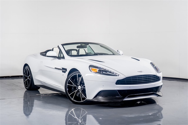 2017 Aston Martin Vanquish - 3