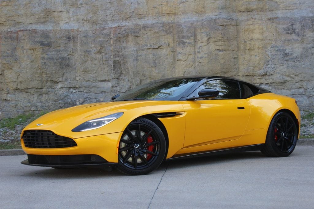 2018 Aston Martin DB11 - 43