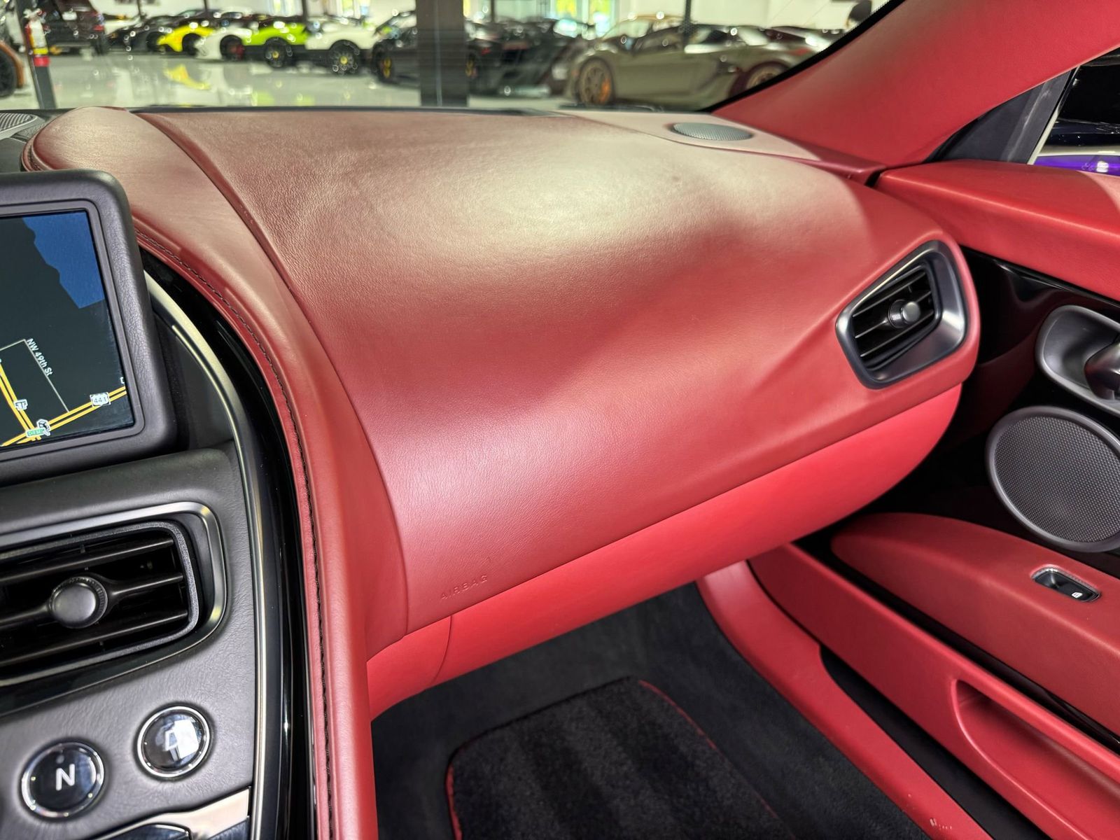 Vehicle Image 89 of 106 for 2019 Aston Martin DB11
