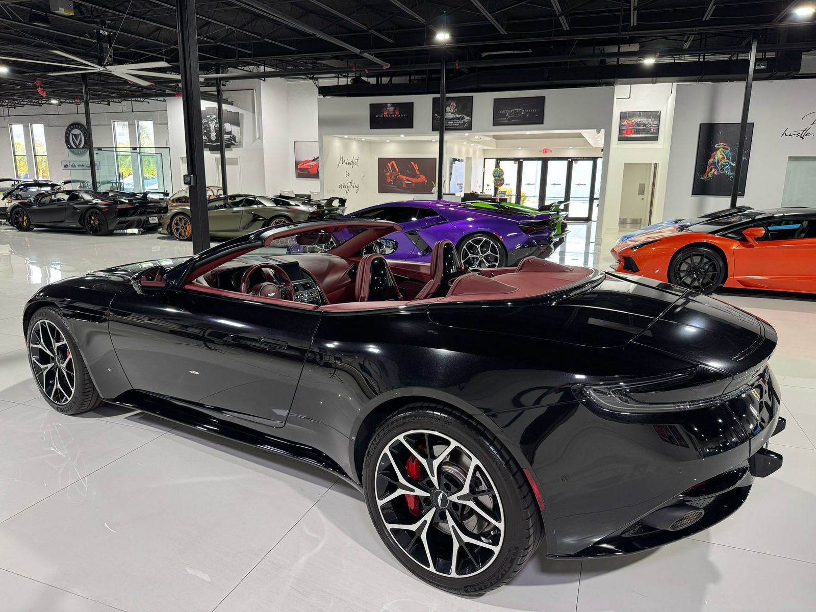 2019 Aston Martin DB11 - 60