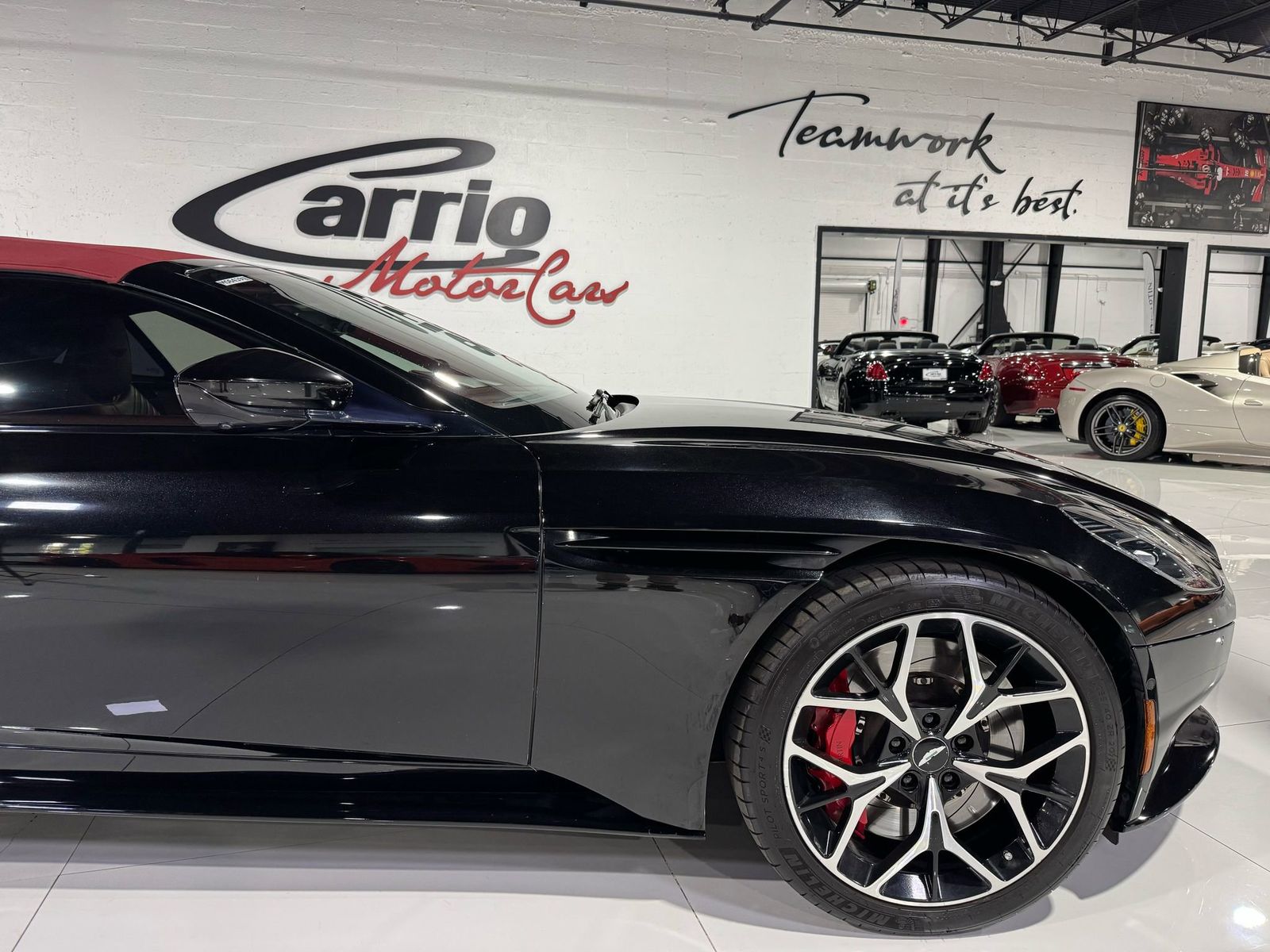 2019 Aston Martin DB11 - 105