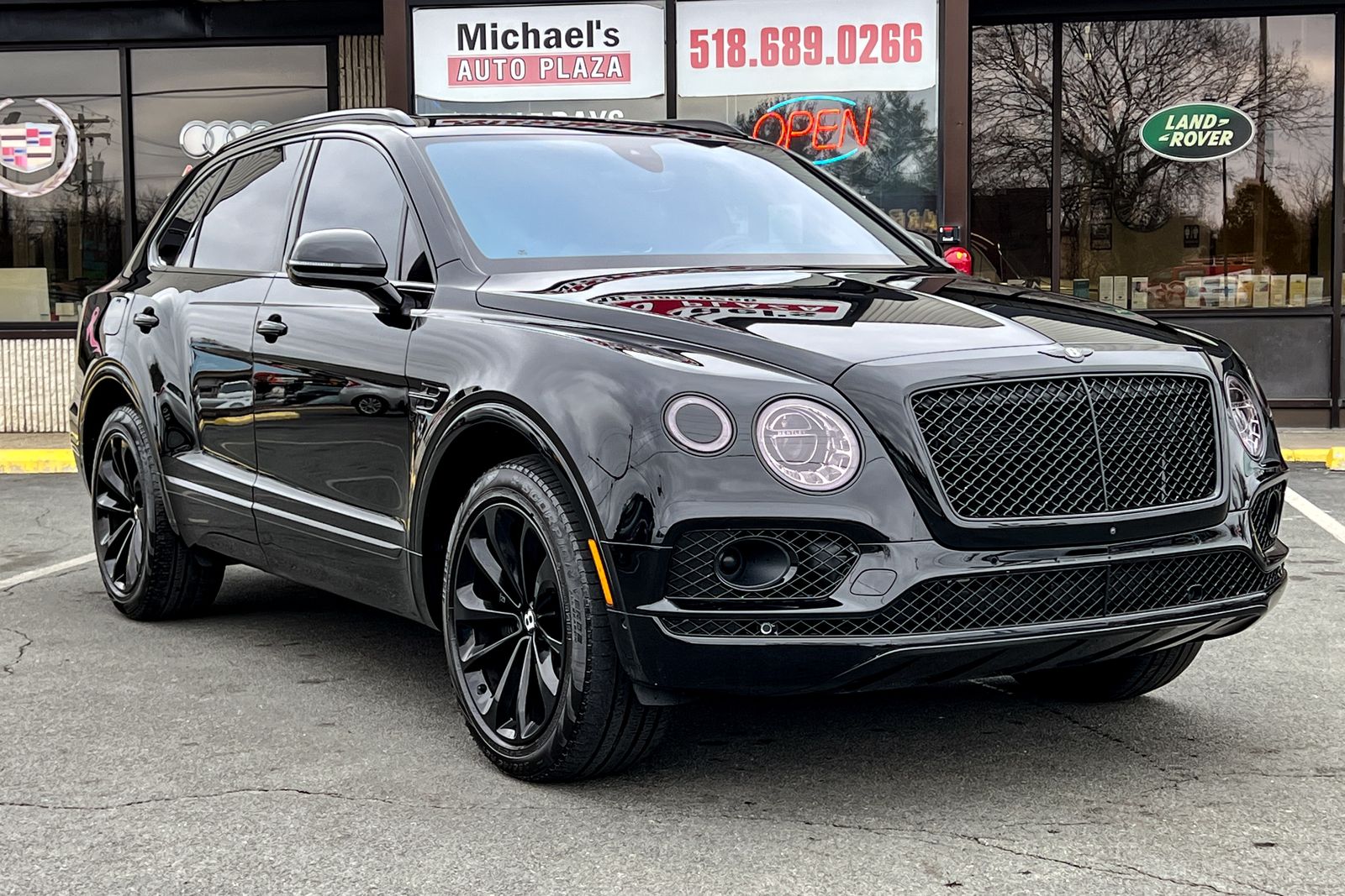 2017 Bentley Bentayga - 56