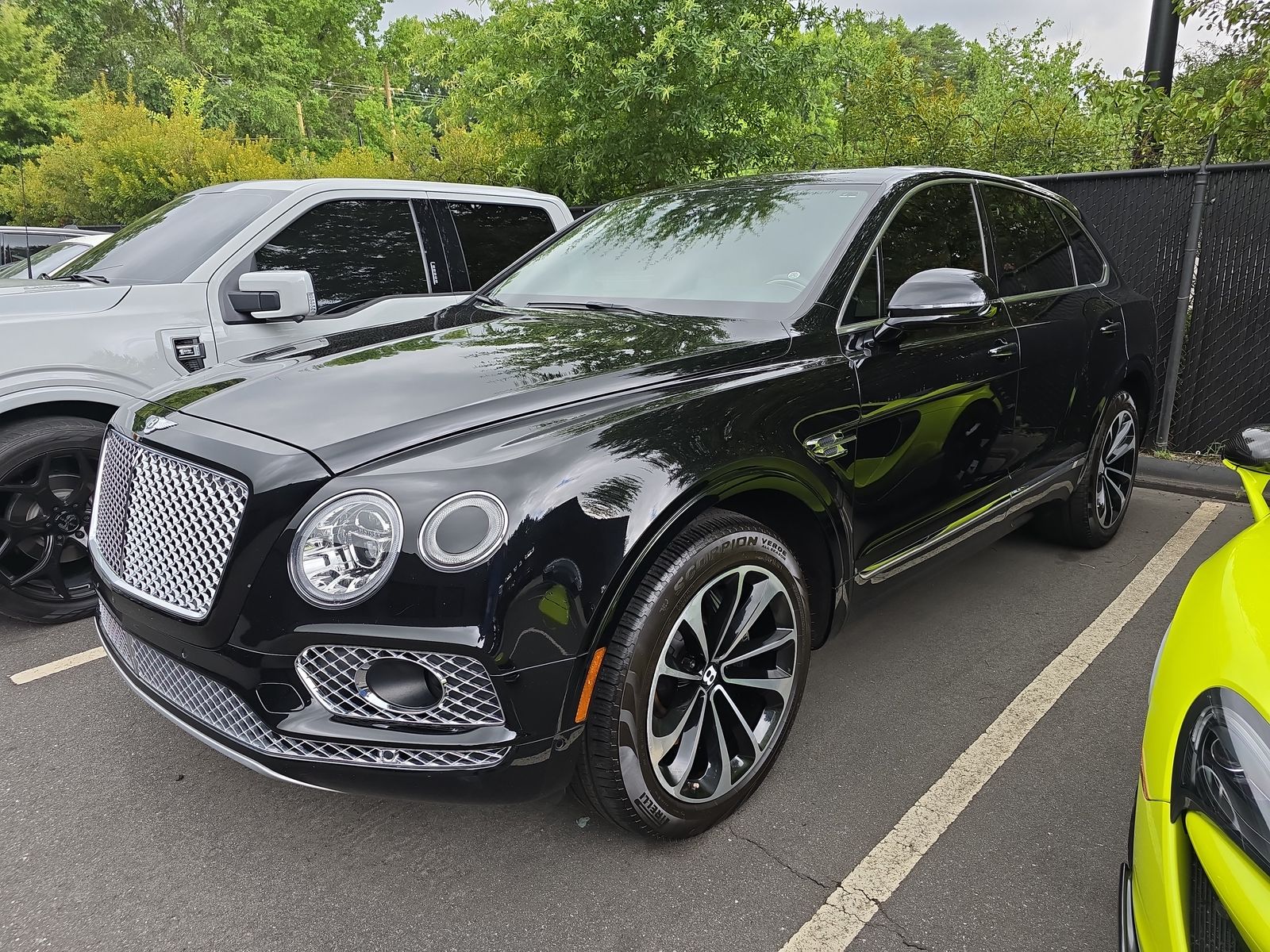 2018 Bentley Bentayga - 51