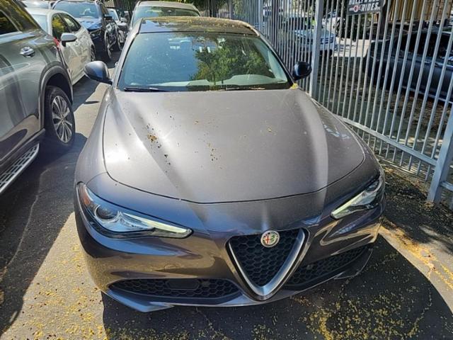 2017 Alfa Romeo Giulia - 40