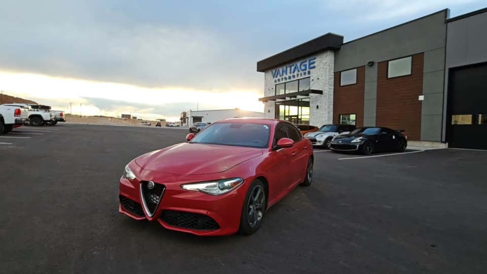 Vehicle Image 28 of 28 for 2018 Alfa Romeo Giulia