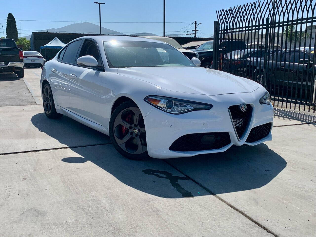 Vehicle Image 12 of 12 for 2018 Alfa Romeo Giulia