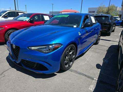 2022 Alfa Romeo Giulia - 25