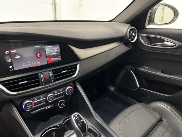 2023 Alfa Romeo Giulia - 22