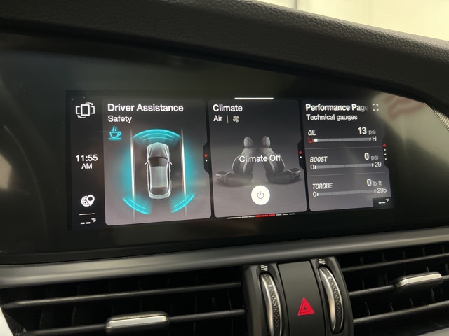 Vehicle Image 28 of 51 for 2023 Alfa Romeo Giulia