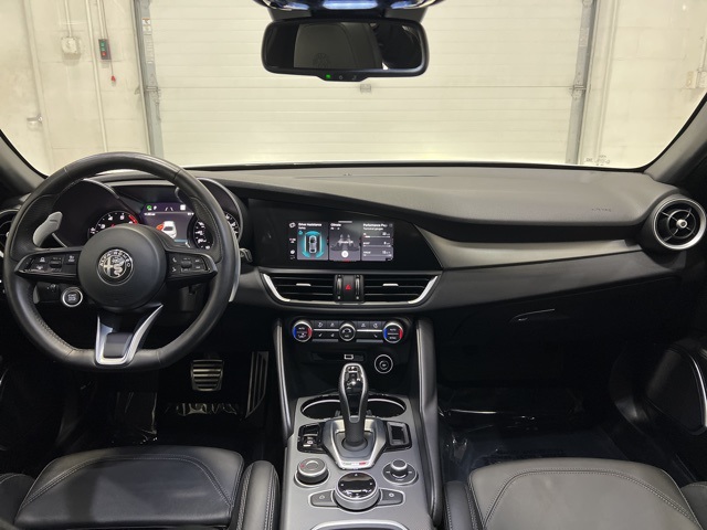 2023 Alfa Romeo Giulia - 32