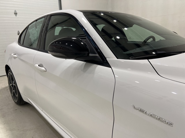 Vehicle Image 6 of 51 for 2023 Alfa Romeo Giulia