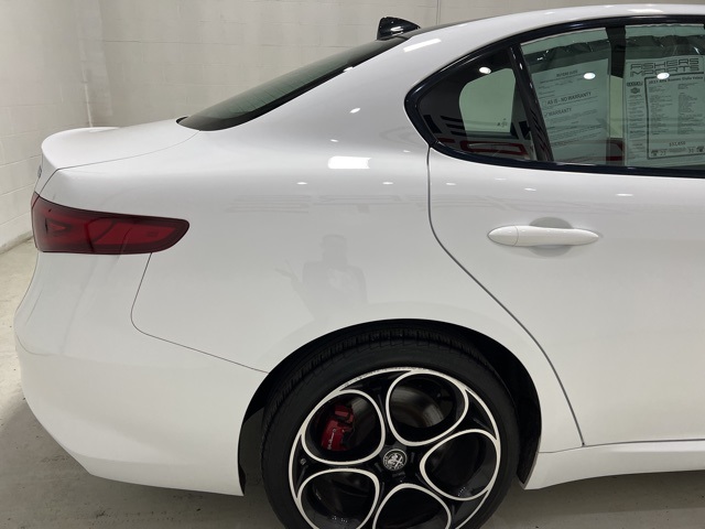 Vehicle Image 7 of 51 for 2023 Alfa Romeo Giulia