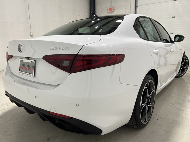 2023 Alfa Romeo Giulia - 8