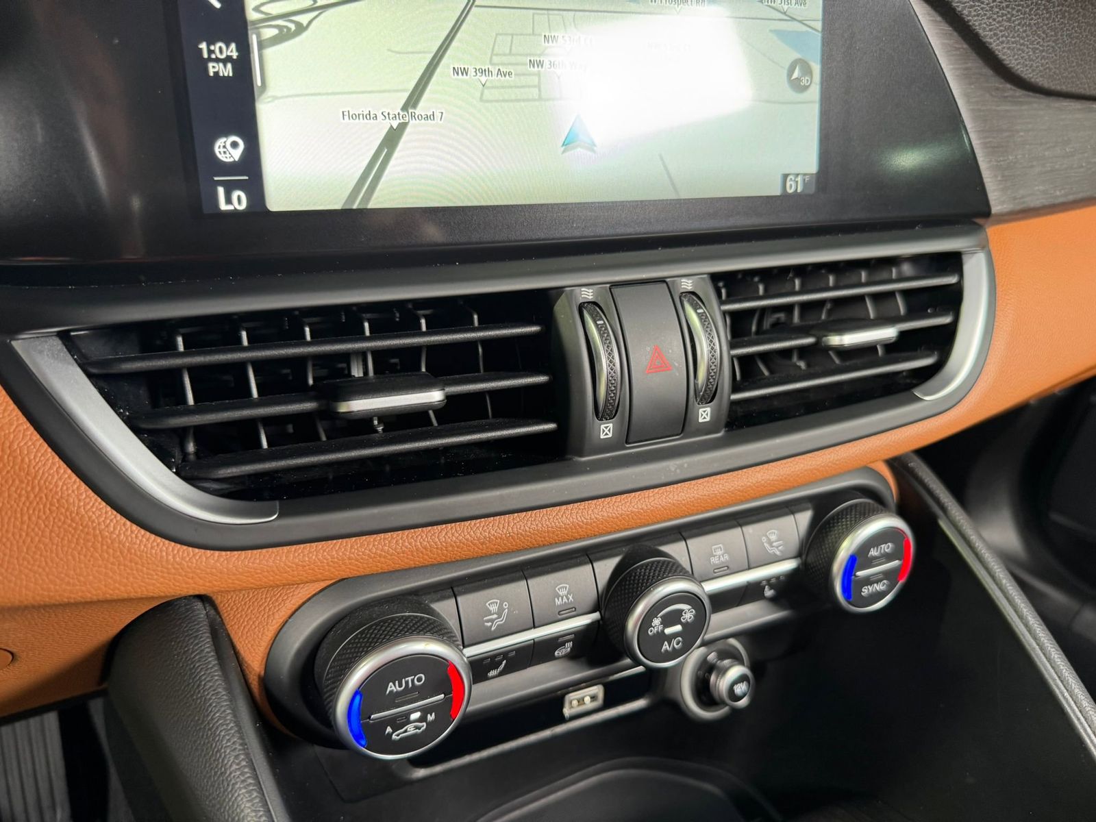 2021 Alfa Romeo Giulia - 27