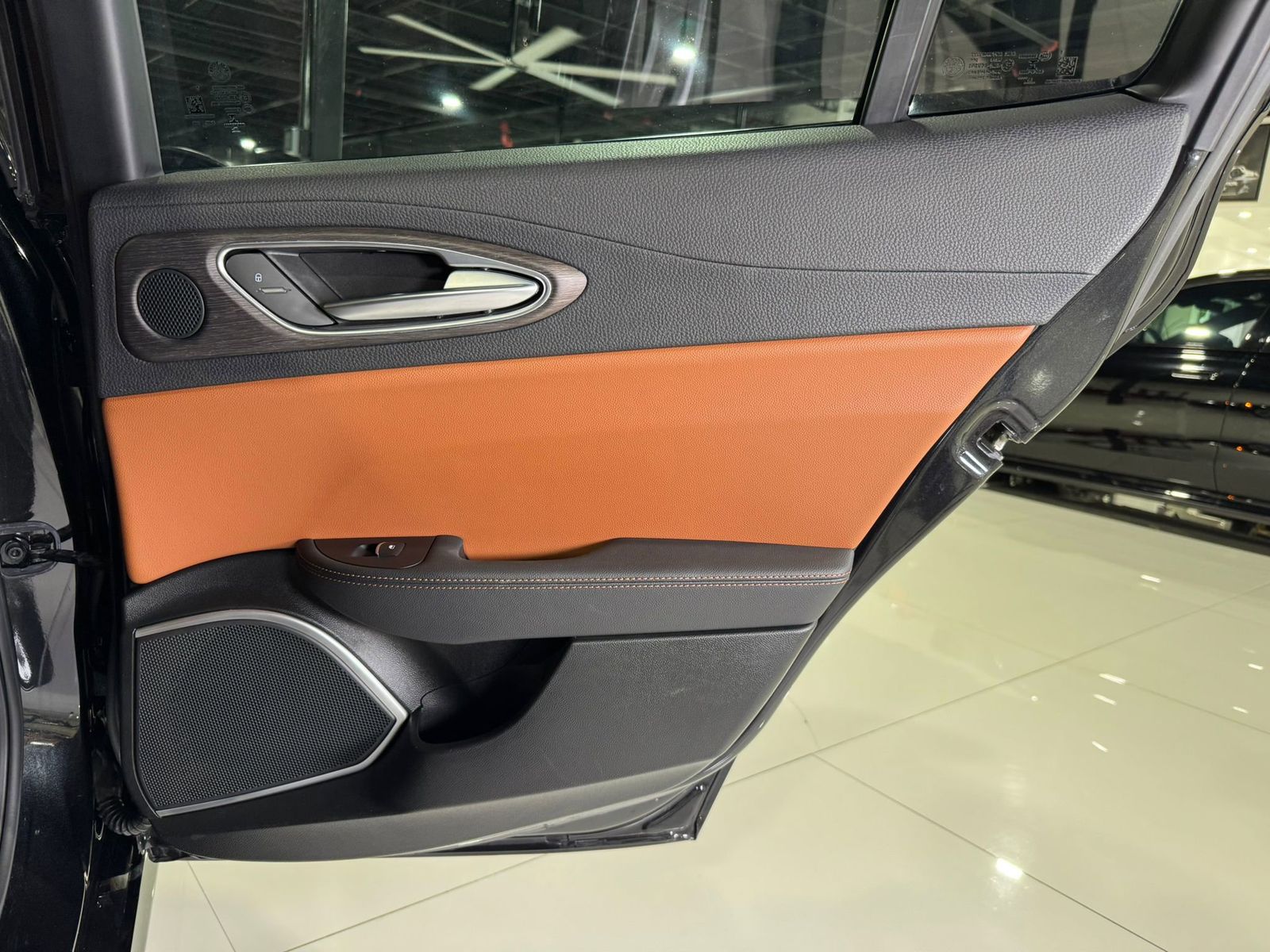 Vehicle Image 41 of 51 for 2021 Alfa Romeo Giulia